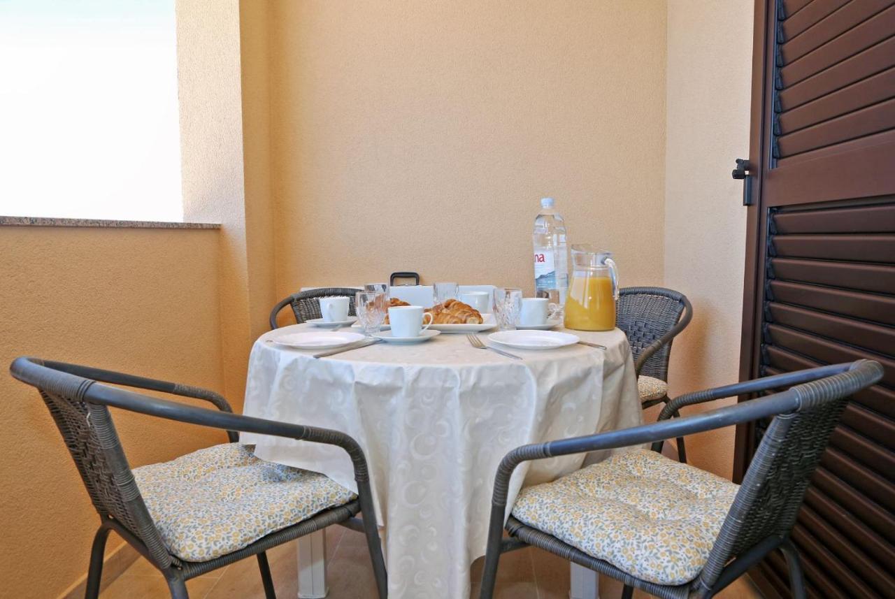 Apartmani Cili Miletici Zewnętrze zdjęcie