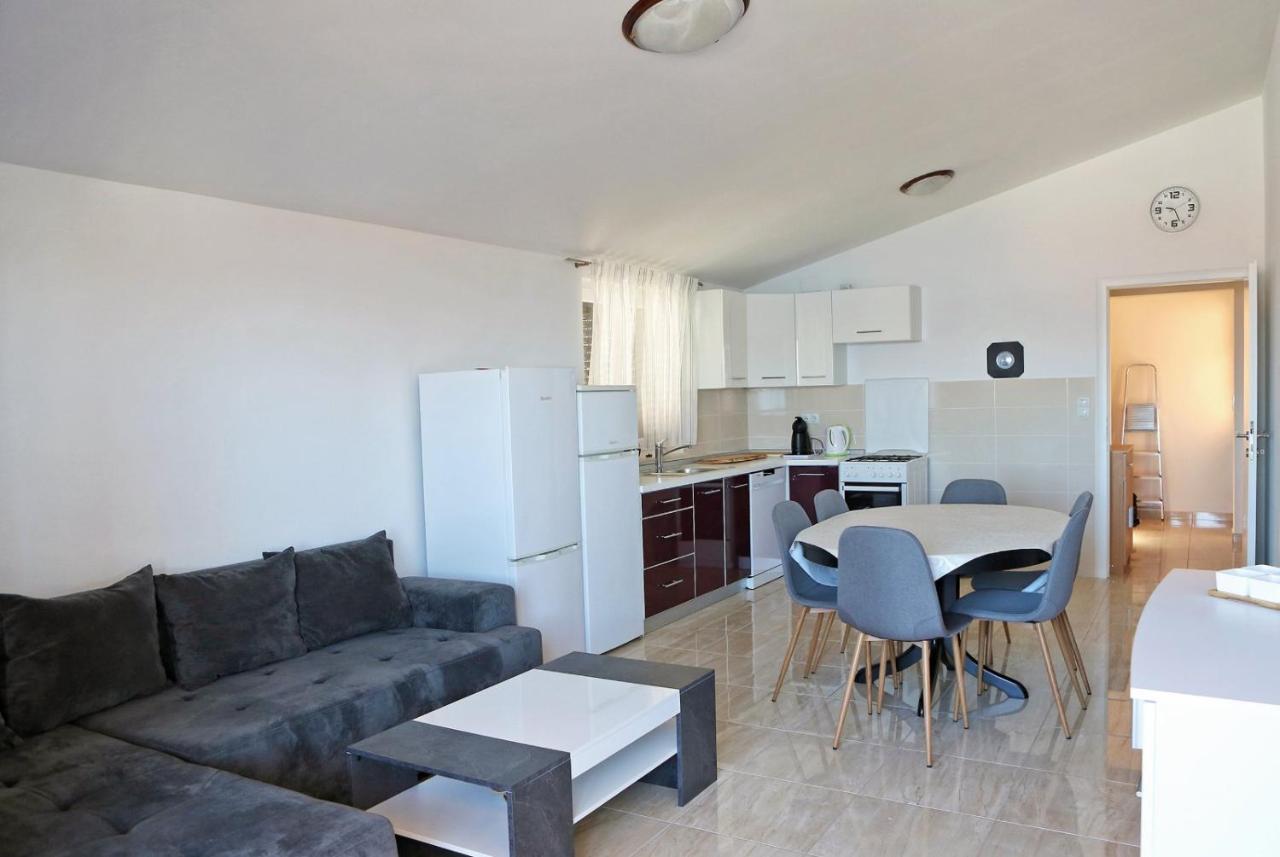 Apartmani Cili Miletici Zewnętrze zdjęcie